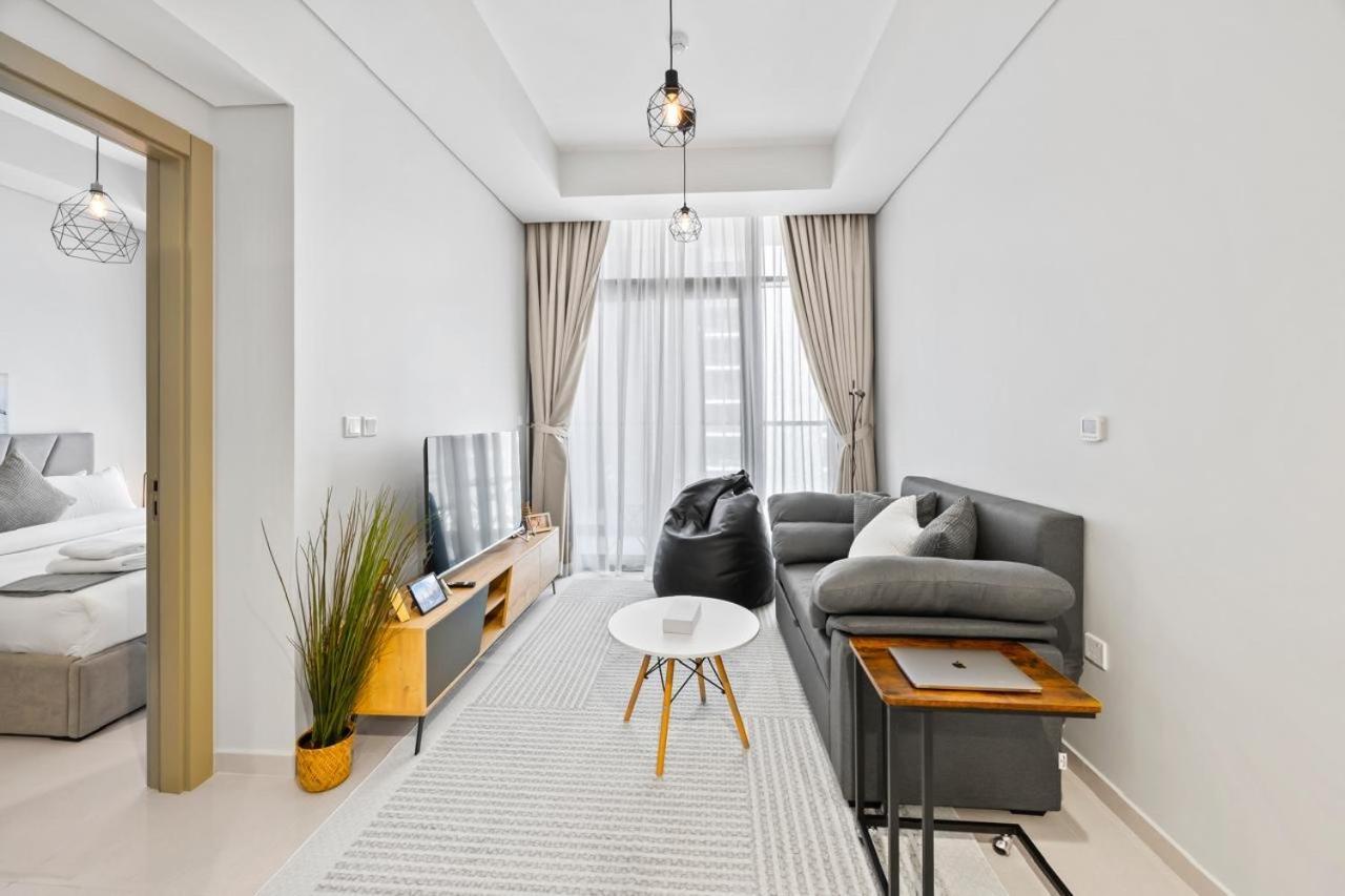 Aykon Apartment *